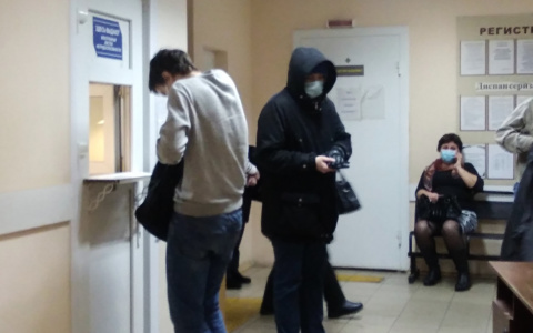 Ярославцев в больницах ловят приставы: зачем