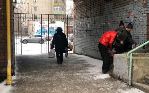 "Лежим с ковидом без света и тепла": ярославцы из Микляихи рассказали о жутком ЧП