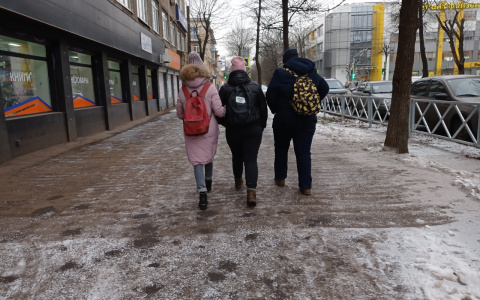 Ковидные ограничения ввели для детей в Ярославле: что запретили