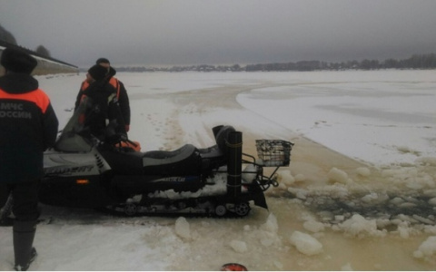 Сбил снегоход: семилетний мальчик с травмами попал в больницу