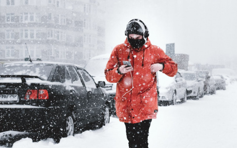 Аномальные морозы опасны для гаджетов: как сохранить дорогой смартфон?