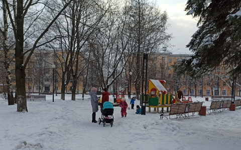 В Ярославле чиновники лишили молодую мать выплат на ребенка