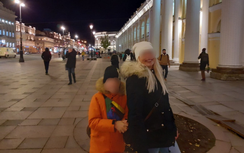 "Ребенка унижали": избившая учителя мама заявила о травле сына