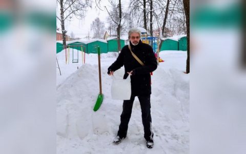 Ярославский политолог предложил топить снег дома