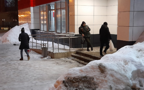 Переломы ног и кровоподтеки: депздрав обнародовал адские цифры травм из-за гололеда в Ярославле