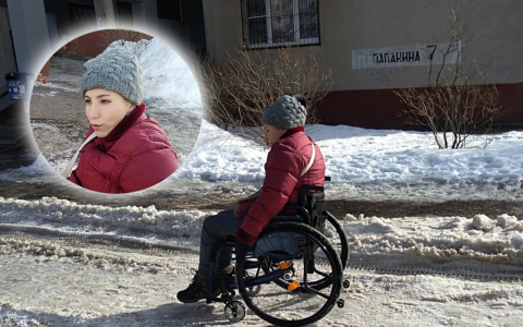 "Ледяной ад": тест-драйв на инвалидной коляске прошла бухгалтер из Ярославля. Видео