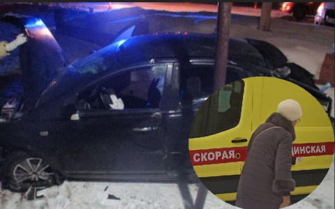 Его вытаскивали из искореженного салона: под Ярославлем в ДТП пострадал водитель