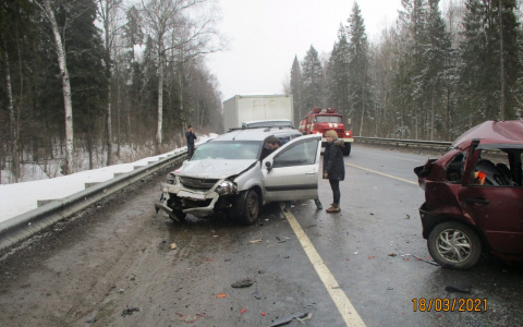 Вытаскивали из салона с переломами: ярославна пострадала в массовом ДТП