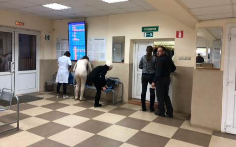 Узнаете об инсульте за месяц: врачи назвали симптомы, которые являются предвестниками болезни