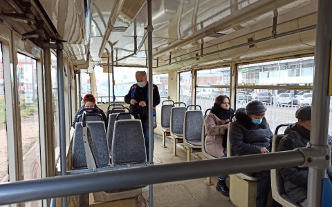 В Ярославле изменили правила посадки в общественный транспорт: комментарий мэрии