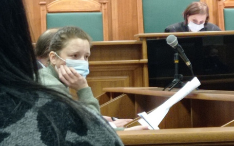 Изъятые телефоны и буйная квартира: чем закончились обыски у активистов штаба Навального в Ярославле