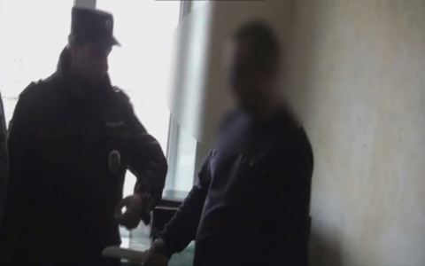 Испугался и побежал: 19-летнего наркокурьера в Ярославле сдали нервы