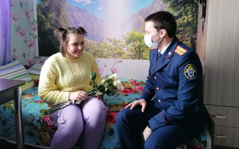 Вика перестала видеть: как сложилась судьба девочки, на которую упали футбольные ворота