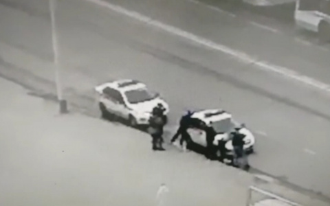 Бежали с бутылками: кадры задержания преступников Росгвардией в Ярославле