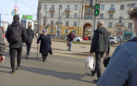 "Обстановка, как в Индии": ярославцы пожаловались на крупный затор в центре города