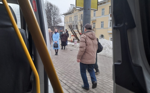 Перевозчики отказались работать на популярном маршруте в Ярославле: причины