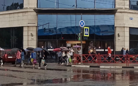 Выпадет треть нормы: грозовой вал и шторм движутся на Ярославль