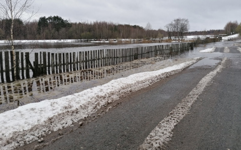 Река вышла из берегов: МЧС предупредило ярославцев о потопе