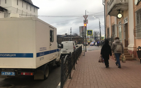 Дело о госзакупках и иностранцах: в Ярославле чиновника подозревают в хищении миллиона из бюджета