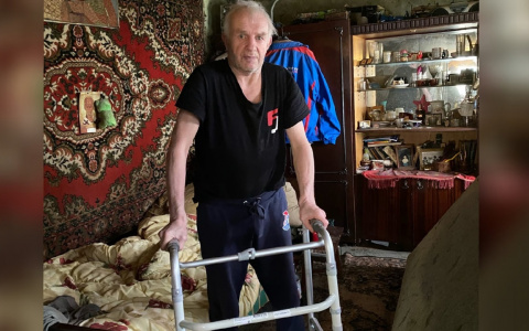 "Сын погиб в катастрофе": после потрясения коммунальщик из Ярославля перестал ходить
