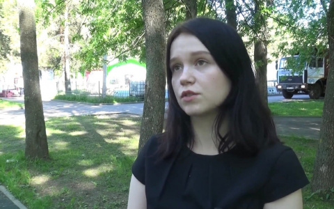 «Лежала в окружении детей»: ярославской учительнице стало плохо во время экскурсии