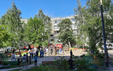 «Сгорел мой отец»: в страшном пожаре в Ярославской области погиб мужчина