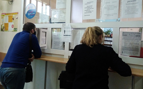 В Ярославле привившимся от коронавируса обещают смартфон