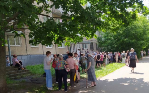 Скандал из-за высоких счетов: заволжане атакуют коммунальщиков