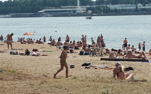 «Купаться нельзя»: на ярославских пляжах провели повторную экспертизу