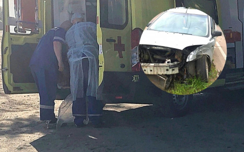 Малышку вытаскивали из раскуроченного авто: подробности ДТП со скорой