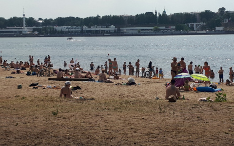 Жара ворвется в выходные: Ярославль ждет целый месяц засухи