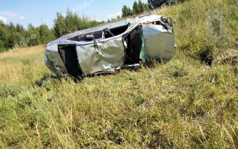 Машина смята, как консервная банка: смертельное ДТП под Ярославлем