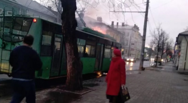 В Ярославской области сгорел Б/У троллейбус из Казани