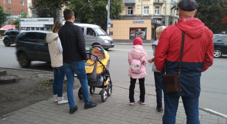 Шумные по ночам соседи держат в страхе ярославцев