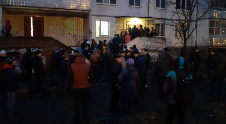 Справка подорожает в 14 раз: водители в дикой давке держат оборону в Ярославле
