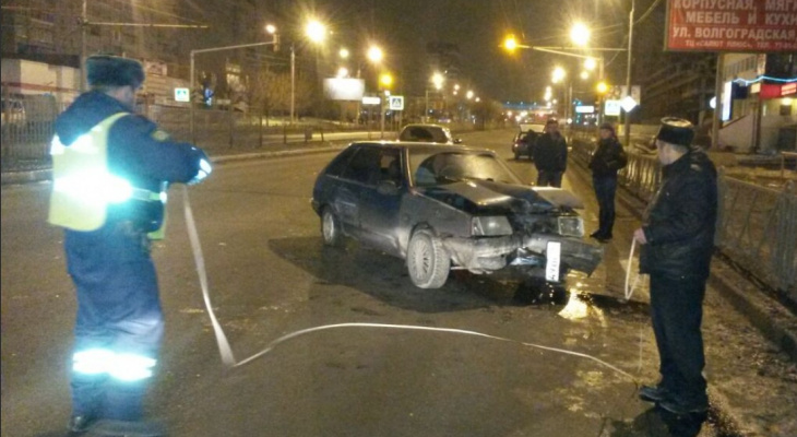 Сгинул под колесами: на Московском погиб мужчина с собакой