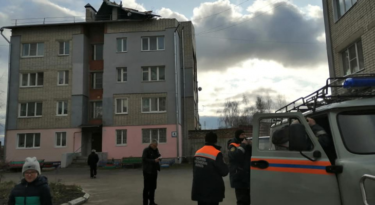 Срывает крыши и заливает дома: шторм "Сиара" надвигается на Ярославль