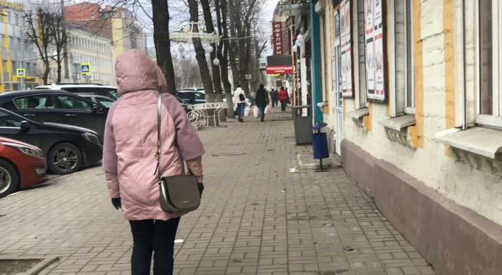 Сидим дома весь апрель: кому оплатят больничный в Ярославле