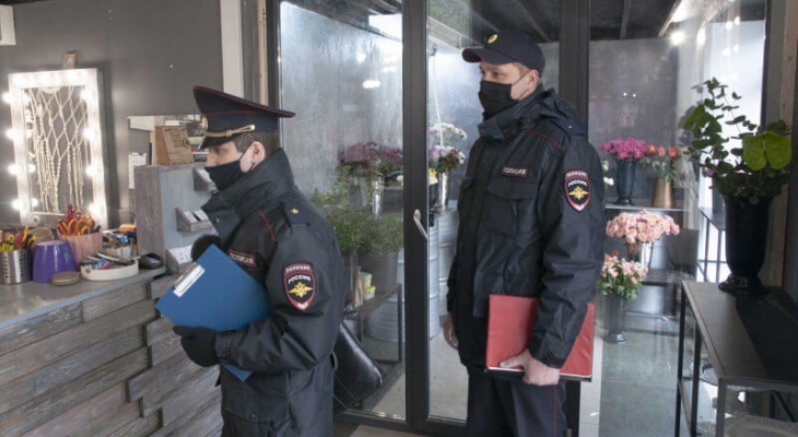 В Ярославле в пандемию устроили облавы на кафе и рестораны: где поймали нарушителей