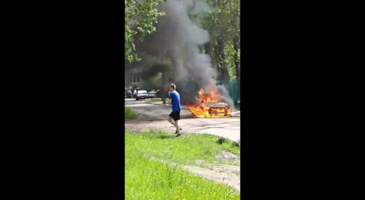 Дети задыхались от дыма: пожар у садика Ярославля попал на видео
