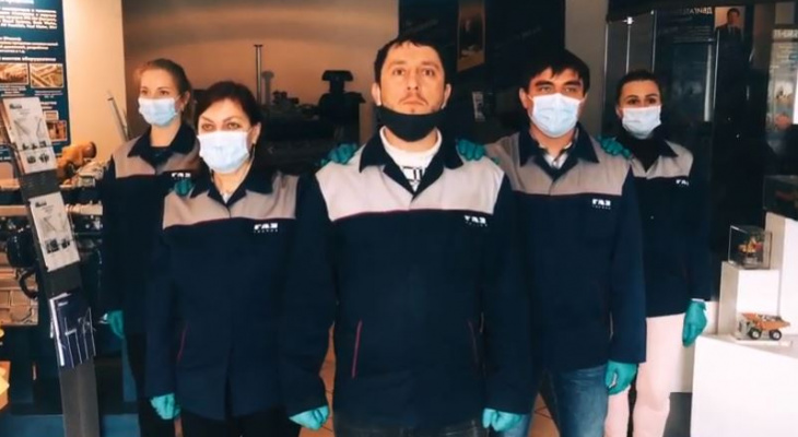 "Нас атакуют санкции и пандемия": рабочие "ГАЗ" записали видеоклип в Ярославле