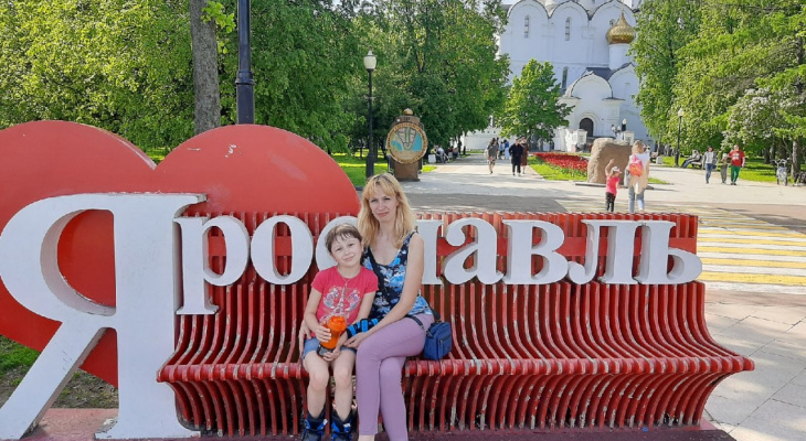 "Ждем квартиры по 10 лет": молодые семьи Ярославля написали письмо Путину