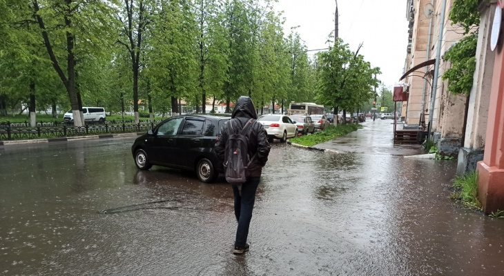 Непогода обрушится на Ярославль: экстренное предупреждение от МЧС
