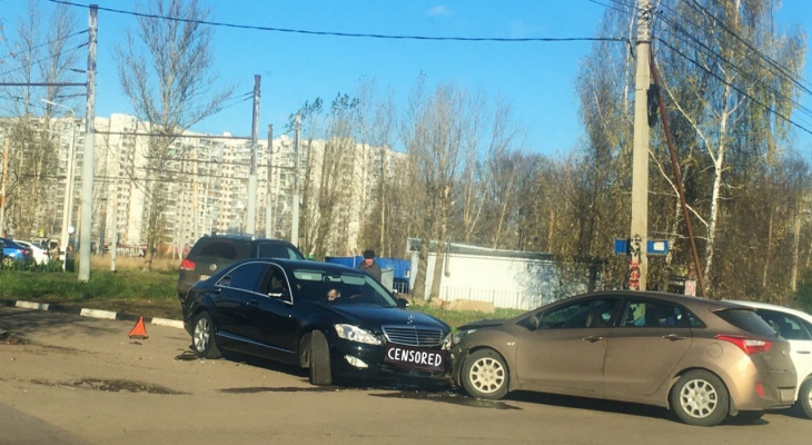 Засмеяли полностью: ярославцы раскритиковали аварию на Волгоградской