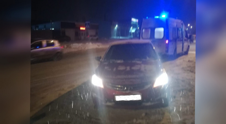 Головой ударился об асфальт: под Ярославлем в жестком ДТП сбили пешехода