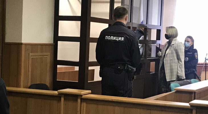 В Ярославле убийца-рецидивист напал с вилкой на бывшую жену из-за ремонта