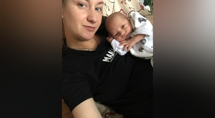 "Бежала за сыном в слезах": в Ярославле водитель автобуса ехал с зажатым в коляске малышом