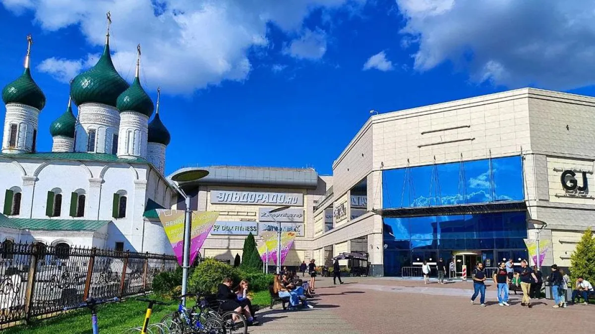 Производитель стройматериалов Grand Line скупает торговые центры по России