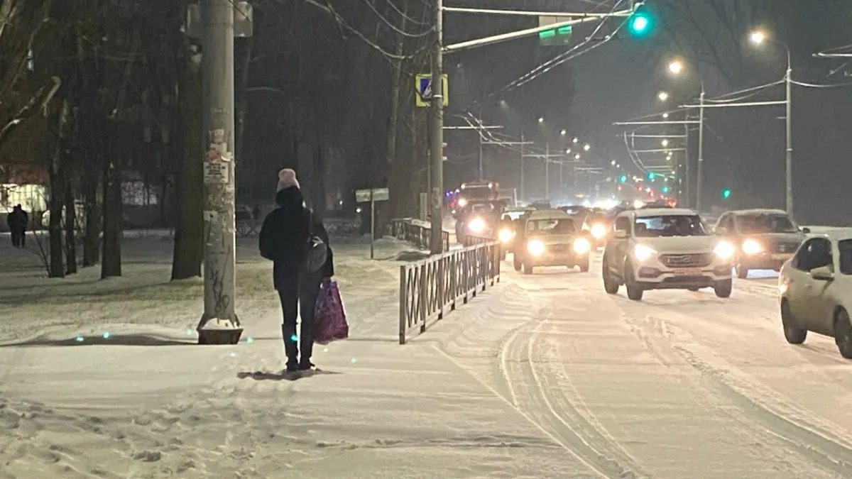  Ярославский экономист  о том, вырастут ли цены на бензин из-за войны на Востоке: «Рынок является регулируемым»