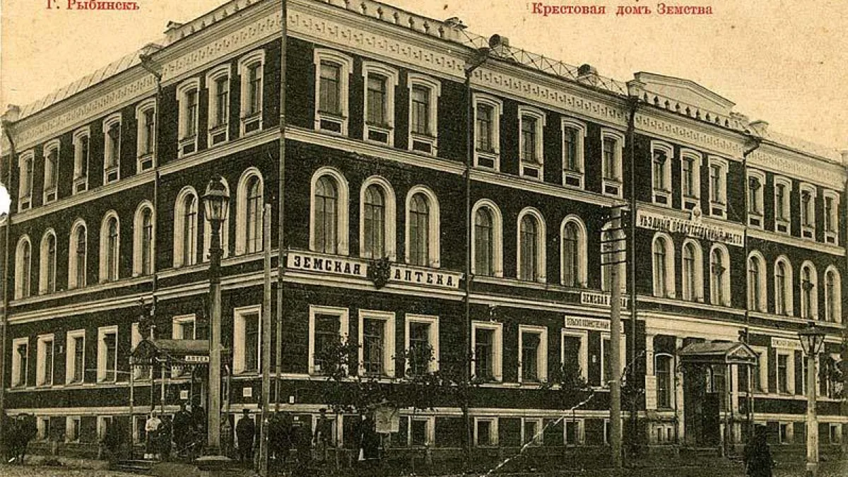 Памятник федерального значения в Рыбинске освободят от чиновников